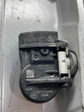 Load image into Gallery viewer, WHEEL RIM Evoque 12 13 14 15 19x8 ALLOY - NW532686
