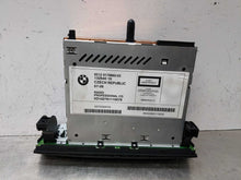 Load image into Gallery viewer, RADIO BMW 128i 135i 323i 328i 335i M3 Z4 08 09 AM FM CD - NW231470
