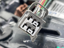 Load image into Gallery viewer, TAIL LIGHT LAMP ASSEMBLY Lincoln MKS 09 10 11 12 Right - NW511669

