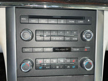 Load image into Gallery viewer, RADIO Lincoln MKS 2011 11 - NW511551
