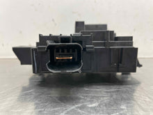 Load image into Gallery viewer, BODY CONTROL MODULE BCM COMPUTER Lincoln MKS 09 10 11 12 - NW511203
