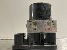 Load image into Gallery viewer, ABS PUMP Volvo C30 V40 V50 V70 2007 07 2008 08 - NW2901
