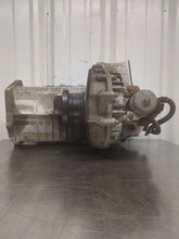 Load image into Gallery viewer, TRANSFER CASE VW TOUAREG V8 04 05 06 - NW532633
