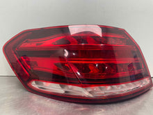 Load image into Gallery viewer, OUTER TAIL LIGHT LAMP E250 Van E250D E300 E350 E400 E550 E63 14-16 Left - NW533396
