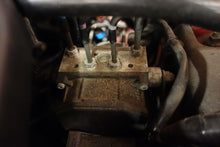 Load image into Gallery viewer, ABS PUMP Mazda Rx8 2004 04 2005 05 2006 06 2007 07 08 - NW1905
