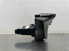 Load image into Gallery viewer, TEMPERATURE CONTROLS Toyota Venza 09 10 11 12 - NW535876
