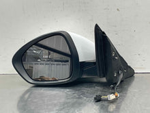 Load image into Gallery viewer, Side View Door Mirror Alfa Romeo Stelvio 2018 - NW537121
