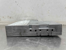 Load image into Gallery viewer, Radio Toyota Prius 2012 - NW533263
