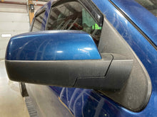 Load image into Gallery viewer, [INVENTORYCAR_YEAR_MAKE_MODEL] SIDE VIEW DOOR MIRROR Right - NW532883
