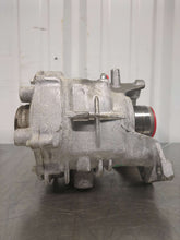 Load image into Gallery viewer, Transfer Case Lincoln MKC 2016 - NW538234

