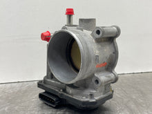 Load image into Gallery viewer, THROTTLE BODY Jaguar S Type 2006 06 2007 07 2008 08 - NW360953
