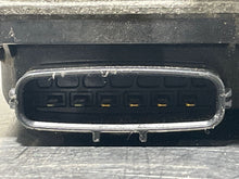 Load image into Gallery viewer, THROTTLE BODY Mazda Rx8 2004 04 05 06 07 08 09 10 - NW178294
