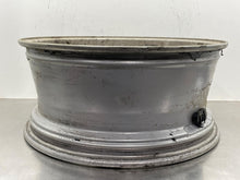 Load image into Gallery viewer, Wheel Rim Land Rover LR4 2016 - NW533450

