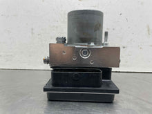Load image into Gallery viewer, ABS Pump Land Rover LR4 2016 - NW533485
