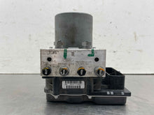 Load image into Gallery viewer, ABS Pump Land Rover LR4 2016 - NW533485
