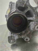 Load image into Gallery viewer, TRANSFER CASE Volvo XC90 2016 16 - NW535592
