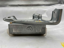 Load image into Gallery viewer, AIR BAGC OMPUTER Celica 2000 00 2001 01 02 03 04 05 - NW38180
