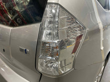 Load image into Gallery viewer, TAIL LIGHT LAMP ASSEMBLY Toyota Prius Prius V 12 13 14 Right - NW533399
