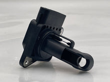 Load image into Gallery viewer, Mass Air Flow Sensor Meter MAF C30 Pickup C70 S40 S60 S80 V40 04-14 - NW5784
