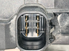 Load image into Gallery viewer, THROTTLE BODY Escaldes Silverado Tahoe Hummer Sierra 2500 Pickup 2009 09 10 11 - NW361801
