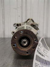 Load image into Gallery viewer, Carrier Assembly Lincoln MKX 2012 - NW539183

