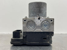Load image into Gallery viewer, ABS Pump  GRAND CHEROKEE 2012 - NW539374
