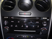 Load image into Gallery viewer, Radio Mada 6 2006 06 2007 07 2008 08 AM FM CD - NW138265
