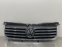 Load image into Gallery viewer, GRILL VW Passat 2001 01 2002 02 2003 03 2004 04 05 - NW362006
