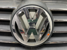 Load image into Gallery viewer, GRILL VW Passat 2001 01 2002 02 2003 03 2004 04 05 - NW362006
