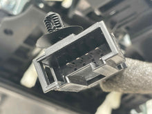 Load image into Gallery viewer, Floor Shifter  AUDI A8 2005 - NW361973
