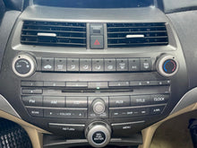 Load image into Gallery viewer, TEMPERATURE CONTROLS Honda Accord 08 09 10 11 12 - NW535333
