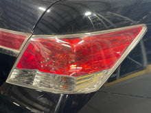 Load image into Gallery viewer, OUTER TAIL LIGHT LAMP Honda Accord 08 09 10 11 12 Right - NW533394
