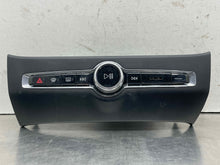 Load image into Gallery viewer, Temperature Controls  VOLVO S60 2020 - NW534587

