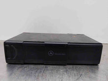 Load image into Gallery viewer, CD Changer Mercedes S430 S500 S600 S55 2003 03 - NW360719
