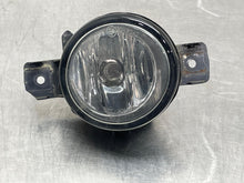 Load image into Gallery viewer, Park Lamp Light  ROGUE SPORT 2019 - NW541547
