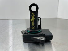 Load image into Gallery viewer, Mass Air Flow Sensor Meter MAF LR2 LR3 Range Rover Range 05-12 - NW359814
