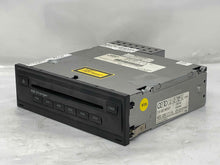 Load image into Gallery viewer, CD PLAYER Audi A8 S6 A6 2003 03 2004 04 2005 05 06 - 09 - NW136115
