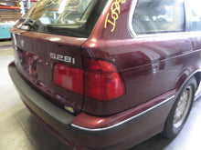 Load image into Gallery viewer, OUTER TAIL LIGHT LAMP BMW 528i 540i 1999 99 2000 00 Right - NW180458

