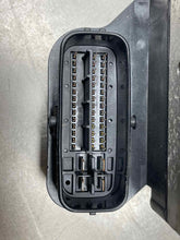 Load image into Gallery viewer, ABS PUMP Lexus IS250 2006 06 2007 07 2008 08 - NW362335
