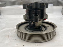 Load image into Gallery viewer, POWER STEERING PUMP Volkswagen Passat 2004 04 2005 05 2.8L - NW164194
