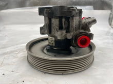 Load image into Gallery viewer, POWER STEERING PUMP Volkswagen Passat 2004 04 2005 05 2.8L - NW164194
