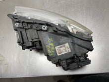 Load image into Gallery viewer, HEADLIGHT LAMP ASSEMBLY Audi A8 S8 06 07 08 09 10 Right - NW362576

