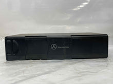 Load image into Gallery viewer, REMOTE CD CHANGER C230 C240 C280 C32 C320 C350 C55 CL500 CL55 03-07 - NW138984
