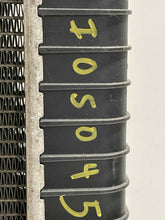 Load image into Gallery viewer, RADIATOR Expedition F150 Pickup LT Navigator 2004-2008 AT - NW131694
