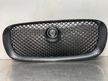 Load image into Gallery viewer, Grille Jaguar XF 2011 - NW362567

