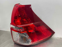 Load image into Gallery viewer, TAIL LIGHT LAMP ASSEMBLY Honda CR-V 2015 15 2016 16 LOWER Right - NW552229
