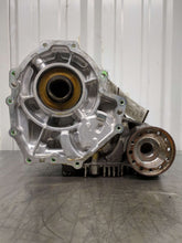Load image into Gallery viewer, Transfer Case  LEXUS LS460 2011 - NW536173
