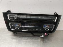 Load image into Gallery viewer, Radio  BMW 230I 2018 - NW363070
