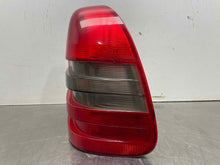 Load image into Gallery viewer, TAIL LIGHT LAMP ASSEMBLY C220 C230 C250D C280 C36 1994-1997 Right - NW554039
