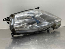 Load image into Gallery viewer, Headlight Lamp Assembly Nissan Leaf 2012 - NW535338
